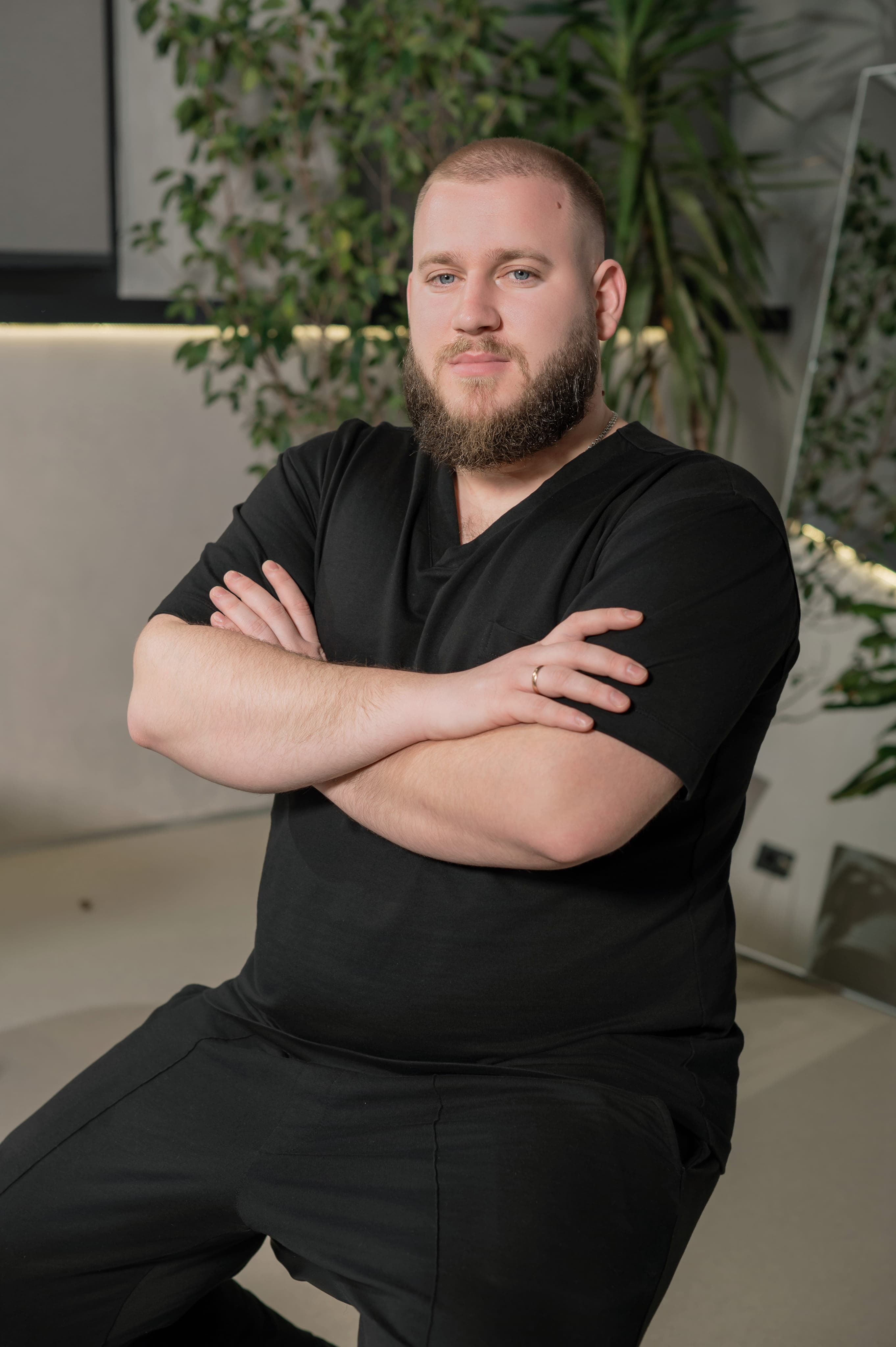 Portretul specialistului Uncu Radu